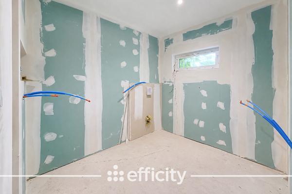 Maison
         5 pièces
        - 125 m² Exclusivité 359 000 € *
