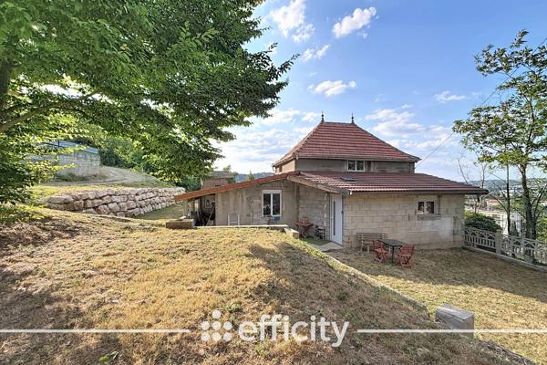 Maison
         5 pièces
        - 125 m² Exclusivité 359 000 € *