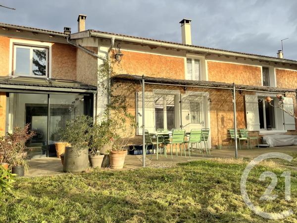 Maison à vendre  4 pièces - 122 m2 ST MAURICE DE GOURDANS - 01