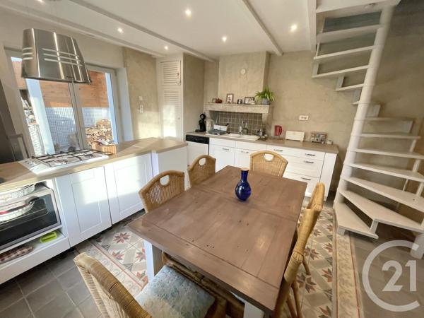 Maison à vendre  4 pièces - 122 m2 ST MAURICE DE GOURDANS - 01