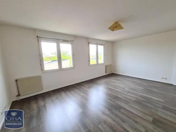 Appartement à louer 1 pièce 40.24m² Montigny-le-Bretonneux (78180)