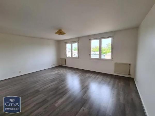 Appartement à louer 1 pièce 40.24m² Montigny-le-Bretonneux (78180)