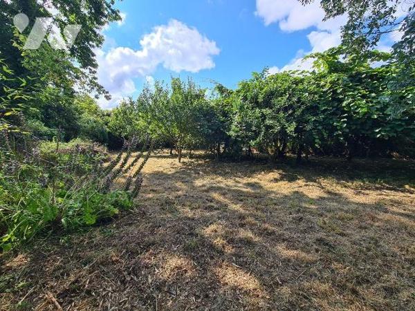 Maison à Vendre à Pléhédel (22290) en Côtes-d'Armor (22).

En plein centre ville, beaux volum...