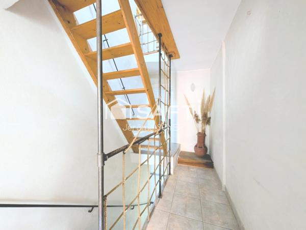 ENSEMBLE DE 2 APPARTEMENTS