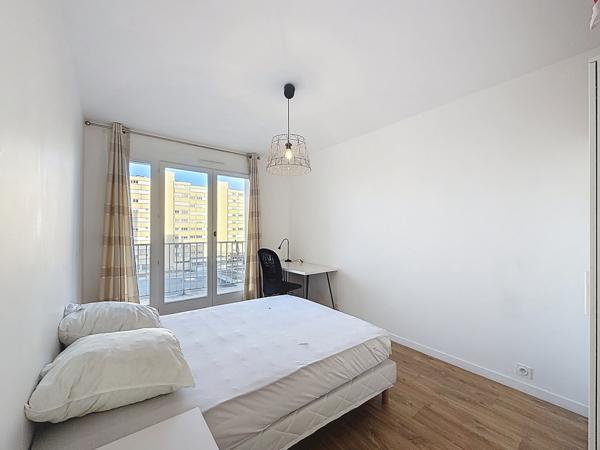 Villeurbanne (69100) Appartement 4 pièces 3 chambres avec balcons - Villeurbanne 70m2