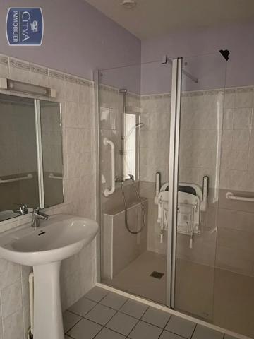 Maison à louer 3 pièces 72.95m² Niort (79000)