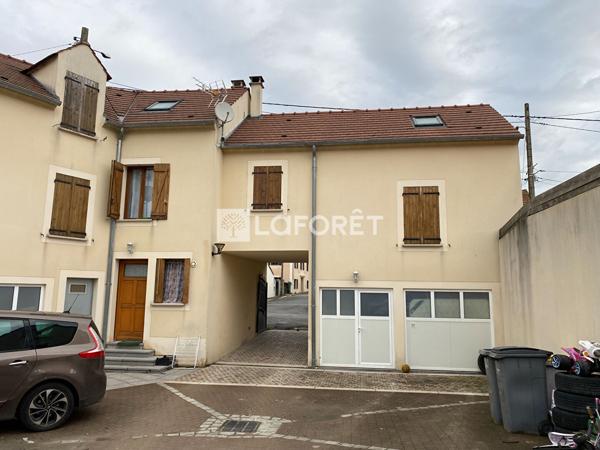 Achat immeuble Fontenay-en-Parisis - 13 pièce(s) - 218 m² - 741 000 €