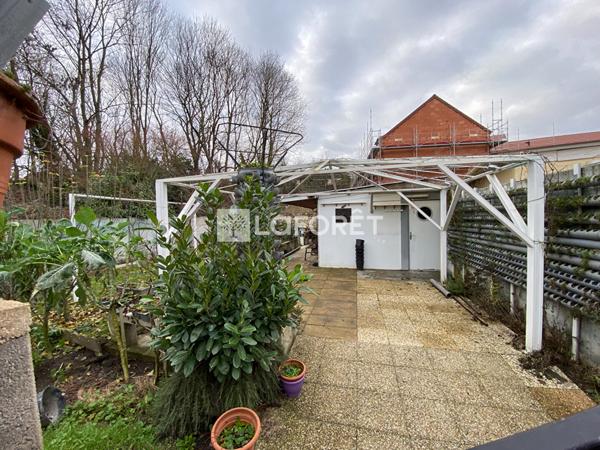 Achat immeuble Fontenay-en-Parisis - 13 pièce(s) - 218 m² - 741 000 €