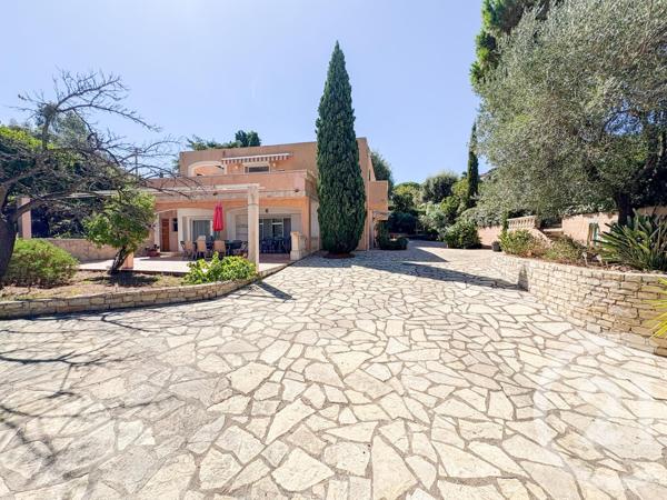 Maison à vendre  7 pièces - 205,28 m2 CAVALAIRE SUR MER - 83