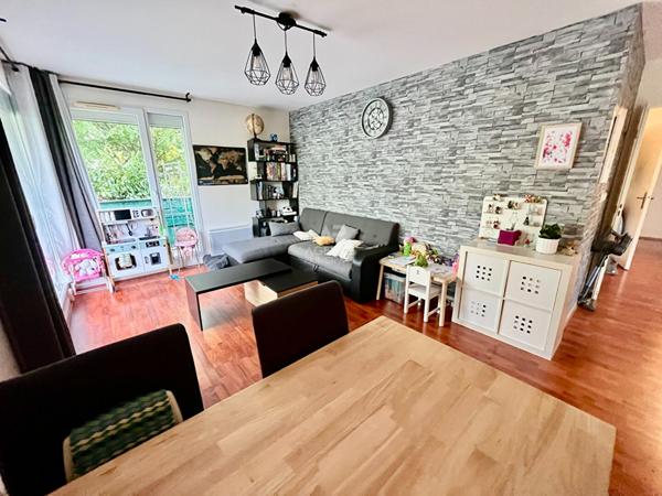 Appartement Cergy 4 pièce(s) €232 000 ** - Référence 2208