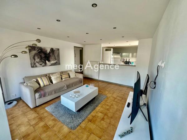 Appartement à LA GARDE, 83130 - 2 pièces 45m²