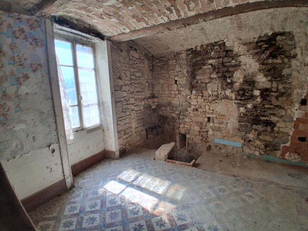 Immeuble à vendre à Barjac (30430) - Gard