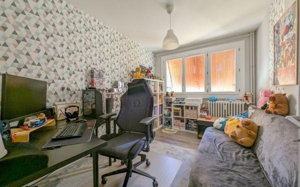 Appartement à vendre    3 pièces • 68 m2 Aurillac