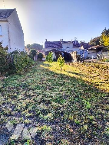 Maison de bourg - Plain-pied - A proximité des commerces - D'une surface habitable de 76m²