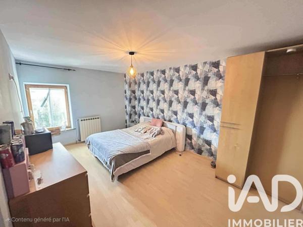 Immeuble à vendre 390 m² Marly