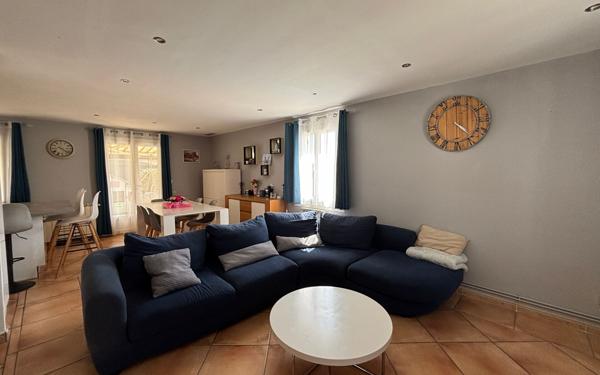 Maison à vendre    5 pièces •  Marguerittes