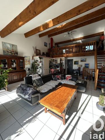 Maison 5 pièces de 160 m² à SAINT-PIERRE-LA-MER (11560)