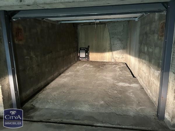 Parking à vendre 16m² Grenoble (38000)