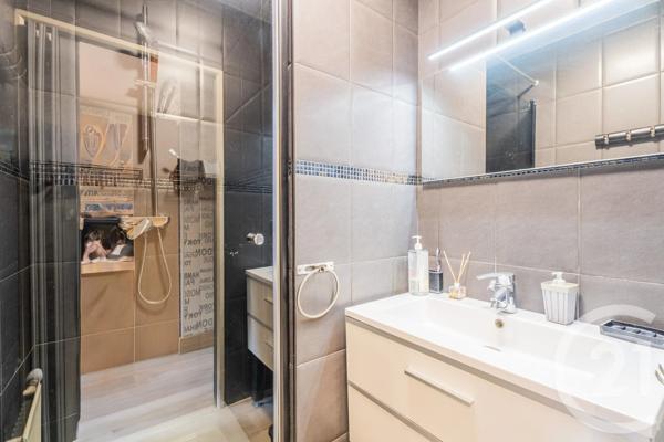 Appartement F5 à vendre  5 pièces - 97,04 m 2   EZE  - 06