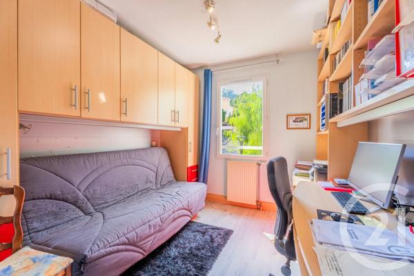 Appartement F5 à vendre  5 pièces - 97,04 m 2   EZE  - 06
