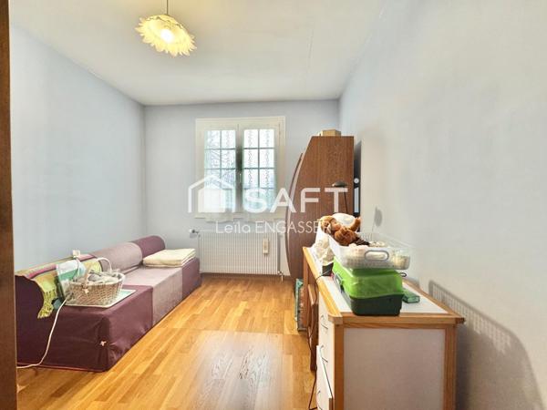 Maison familiale 3 chambres - Sous sol total - Commerces et écoles à pied