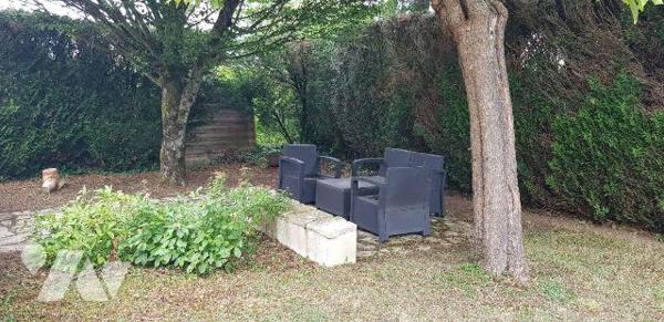 A VENDRE - A VATAN (36) - Une maison à usage d'habitation édifiée sur sous-sol d'une surface ha...