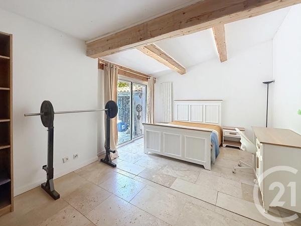 Maison à vendre  5 pièces - 186,14 m 2   FREJUS  - 83