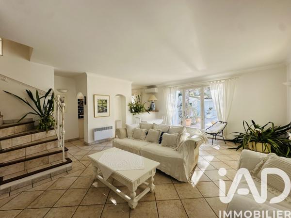 Maison à vendre 5 pièces 126 m² Saint-Rémy-de-Provence