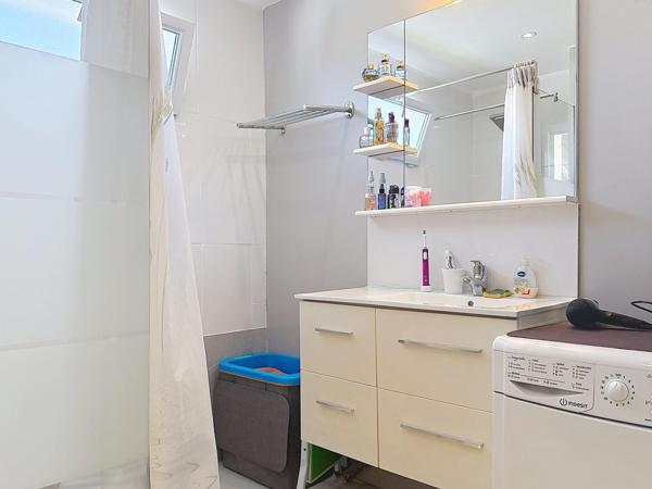 Maison T3 -Garage -Carport -