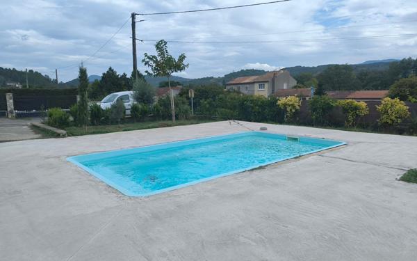 Maison à vendre    5 pièces •  Espéraza