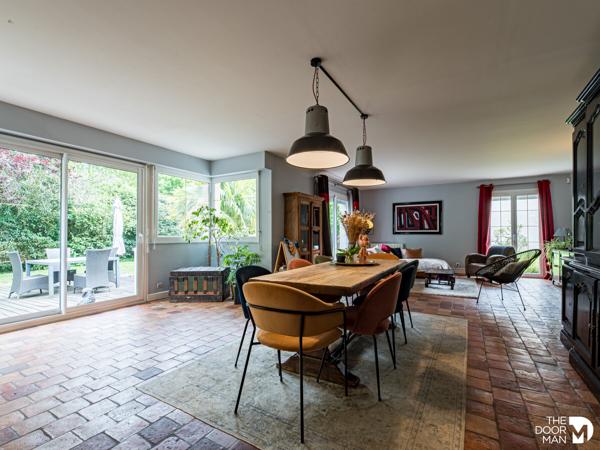 Maison - Vendu - 202 m² - LES ESSARTS-LE-ROI | The Door Man