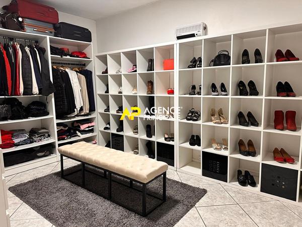 Sartrouville - L'Union - Appartement 6 pièces 159.62 m2 €379 900 ** - Référence 9534