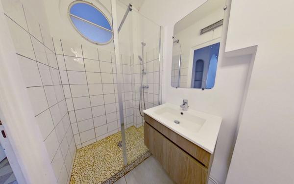 Appartement à louer    3 pièces • 62,57 m2 Lyon 3