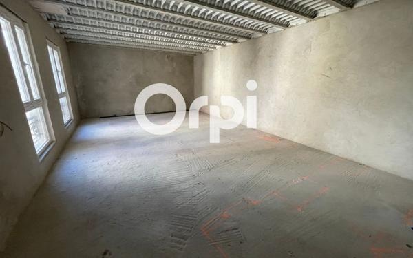 Immeuble à vendre    18 pièces •  Boulogne-sur-Mer