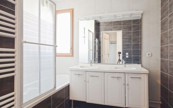 Appartement à vendre    4 pièces • 90,40 m2 Lyon 3