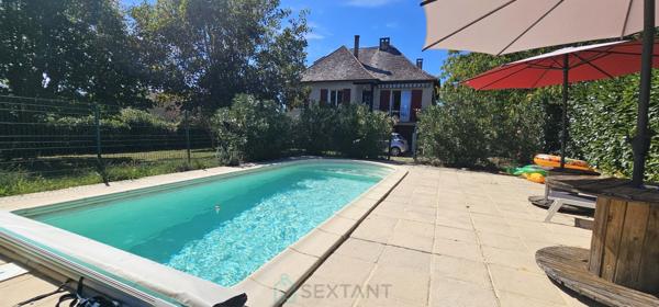 Maison avec piscine et studio indépendant à Saint-Vincent-de-Cosse.