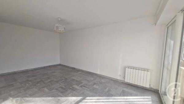 Appartement T3 à vendre  4 pièces - 58,07 m 2   NARBONNE  - 11