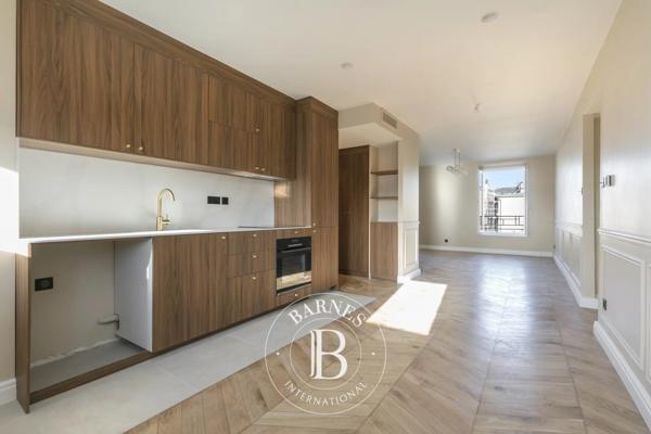 Paris 8ème, Appartement  97 m² à vendre