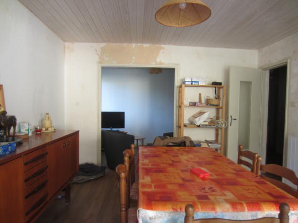 Couflens (09140) Appartement T3/4 rénové.