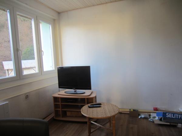 Couflens (09140) Appartement T3/4 rénové.