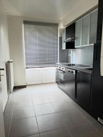 TRES BELLE OPPORTUNITE Appartement avec extérieur clos et privatif d'environ 18 m2