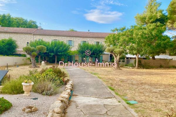 Maison à vendre 7 pièces de 300 m²