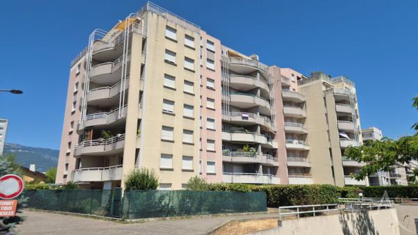 Appartement Grenoble 2 pièce(s) 46.79 m2
