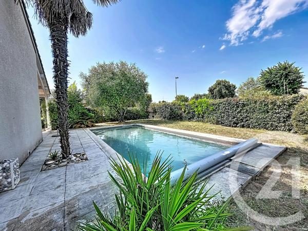Maison à vendre  5 pièces - 145 m 2   BRESSOLS  - 82