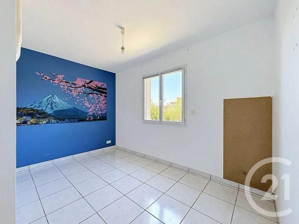 Maison à vendre  5 pièces - 145 m 2   BRESSOLS  - 82