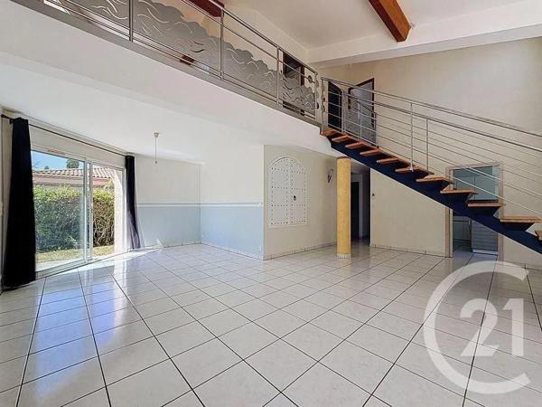 Maison à vendre  5 pièces - 145 m 2   BRESSOLS  - 82