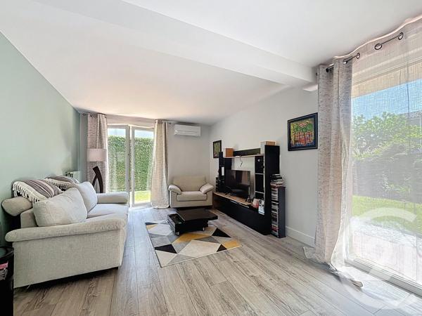 Maison à vendre  5 pièces - 145 m 2   BRESSOLS  - 82