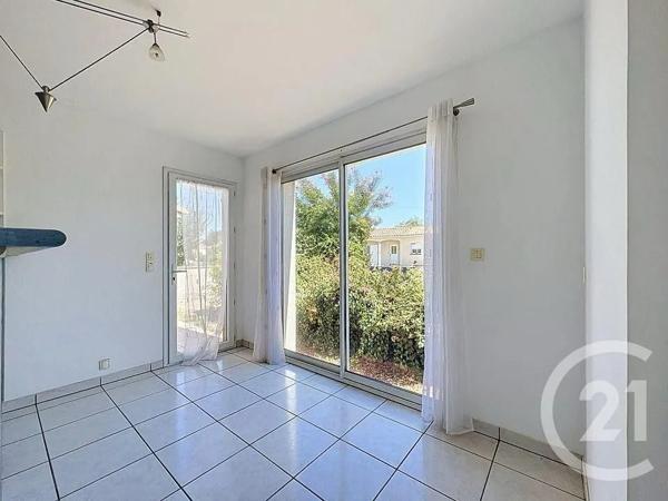 Maison à vendre  5 pièces - 145 m 2   BRESSOLS  - 82