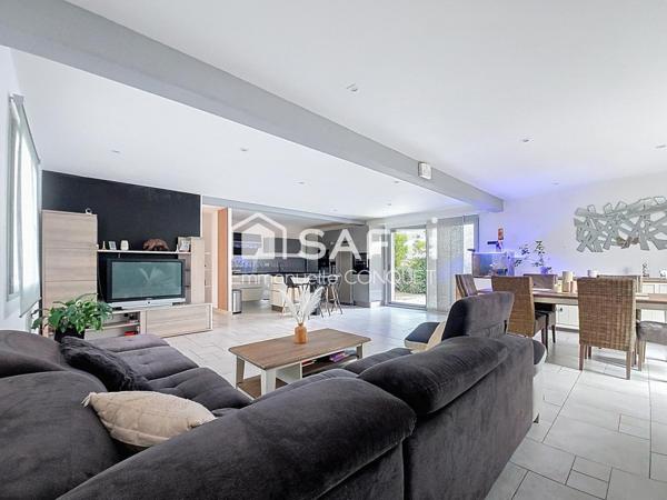 Maison lumineuse de 130 m² habitables avec piscine