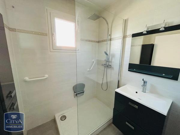 Appartement à louer 3 pièces 66.58m² Port-de-Bouc (13110)